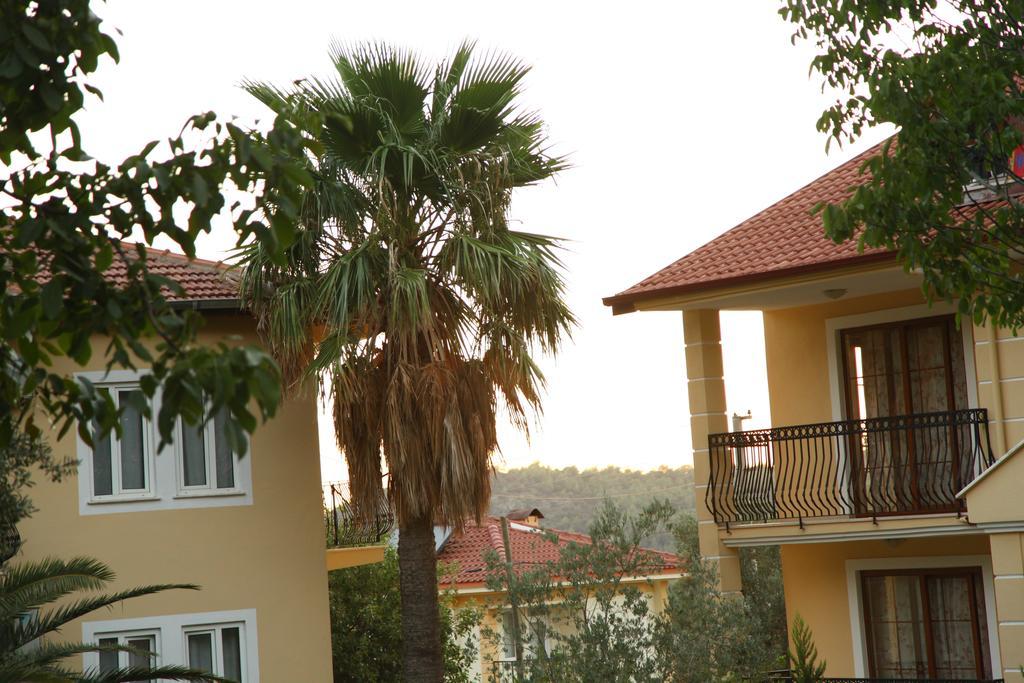 Gokcen Hotel & Apartments Oludeniz Exterior photo